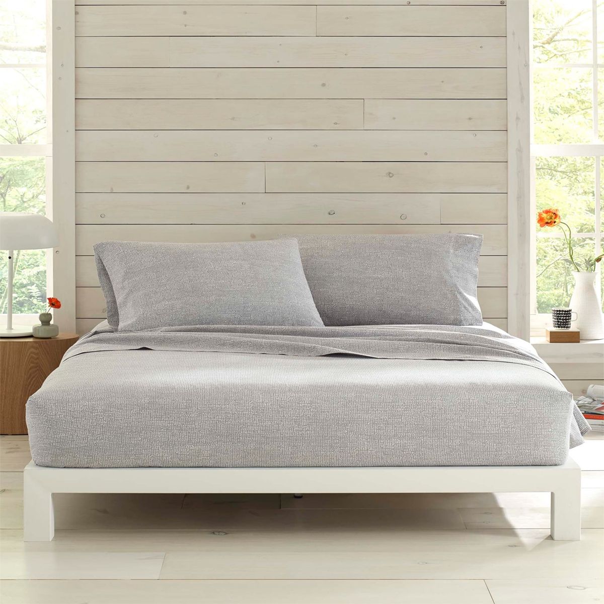 Marimekko Orkanen Grey / White Twin XL Sheet Set Marimekko Orkanen