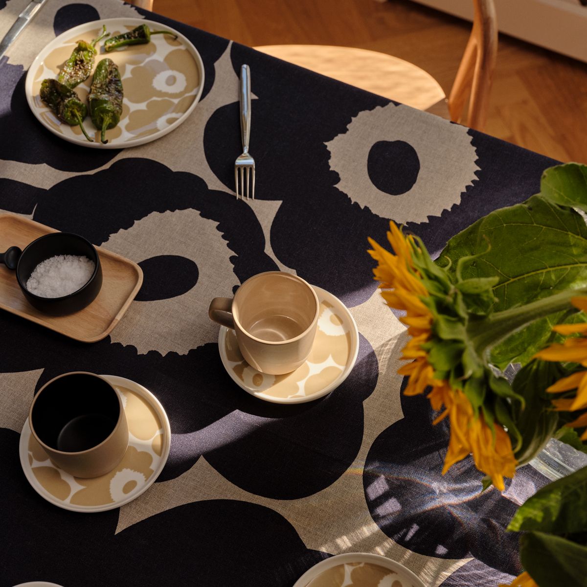 Marimekko Unikko Beige / Navy Linen Tablecloth Marimekko Tablecloths