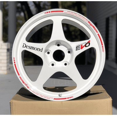 Desmond Regamaster EVO II 17X8 5X114.3 +38 Offset Gloss White
