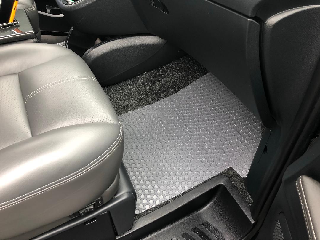 Infiniti FX35 Custom All Weather Floor Mats
