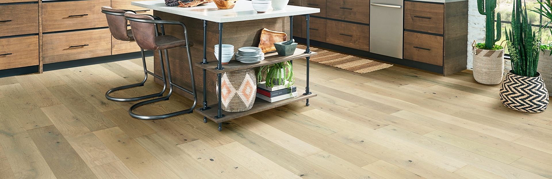 Bruce Hardwood
