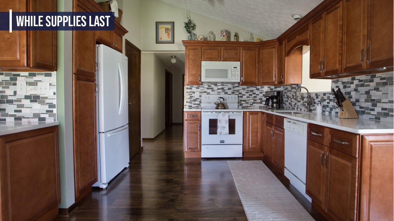 Forevermark Cinnamon Glaze 10x10 Kitchen