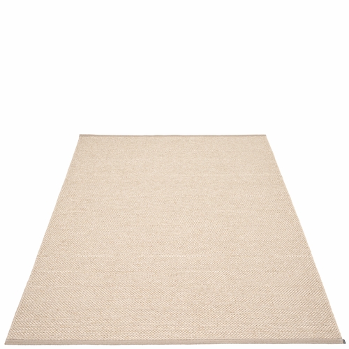 Pappelina Effi Plastic Rug - Mud, 7 1/2' x 10 1/2'
