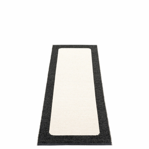 Pappelina Ilda Plastic Rug - Black / Vanilla, 2.5' x 6'