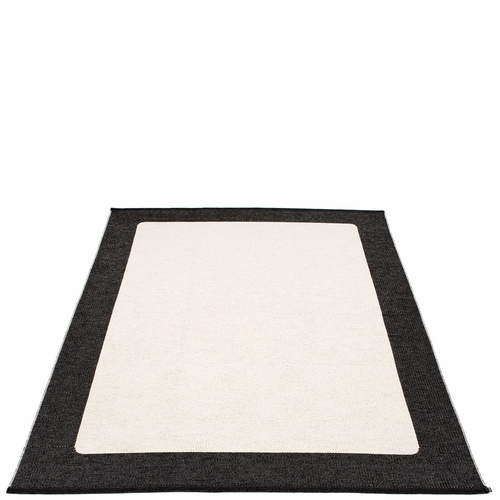 Pappelina Ilda Plastic Rug - Black / Vanilla, 6' x 8.5'