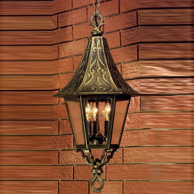 Hanover Lantern B22420 St. Augustine Medium Traditional Outdoor Hanging
