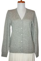 Women's Cardigan V Neck Cashmere Sweater (Light Grey) Women's Cardigan V Neck Cashmere Sweater (Light Grey)